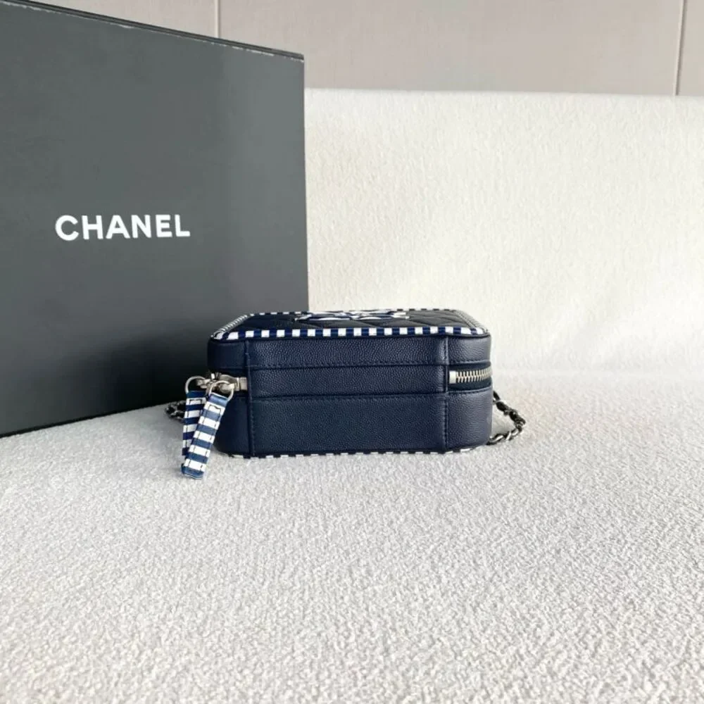 Chanel Women Pre-Loved Bag Very Good Condition